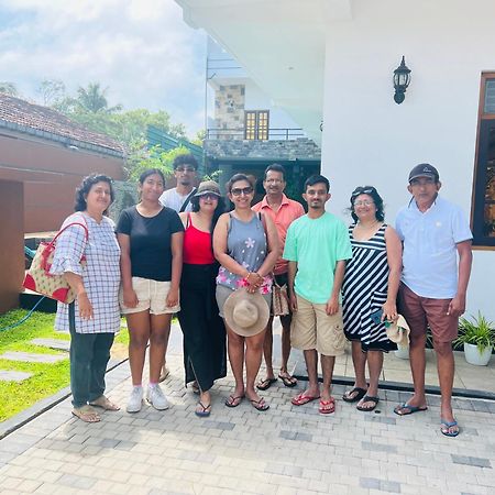 Mama'S Boutique Beach Hotel Negombo Exterior foto